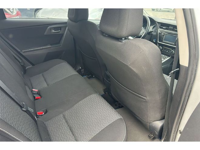 Toyota Auris Hybride 136h Dynamic 15 Gris mtallis de 2015