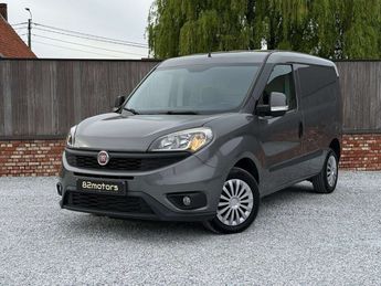  Voir détails -Fiat Doblo / lichte vracht / airco / navi / cruise  à Meulebeke (87)