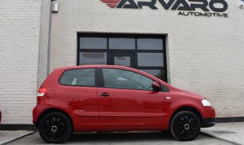  Voir détails -Volkswagen Fox 1.2i Comfortline à Kuurne (85)