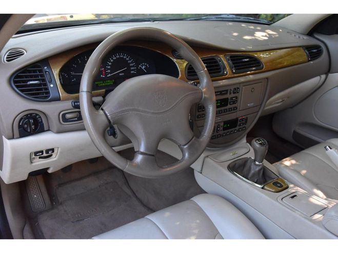 Jaguar S Type 3.0i V6 BERLINE Pack Classique PHASE 1 V Bleu fonc de 2000