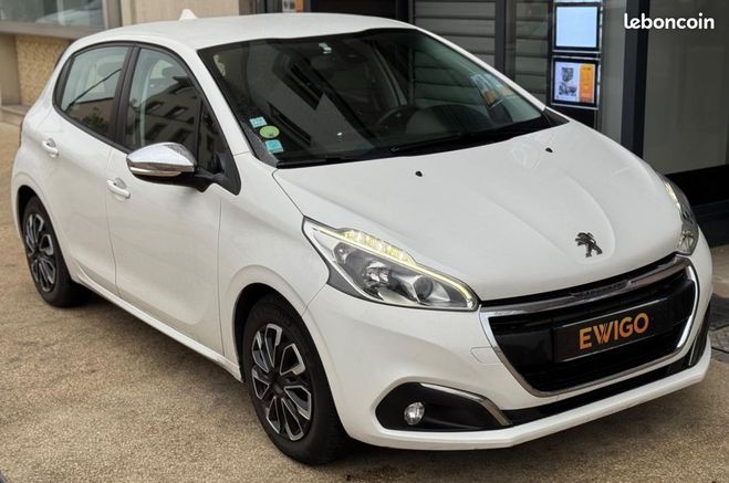 Peugeot 208 GENERATION-I 1.6 BLUEHDI 100 ACTIVE BUSI Blanc de 2017