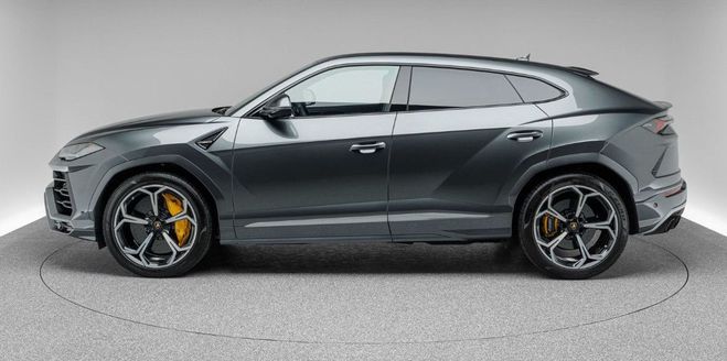 Lamborghini Urus   de 2019