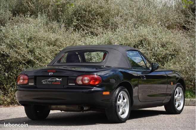 Mazda MX5 5 NBFL 1.6 110ch phase 2 Noir de 2002