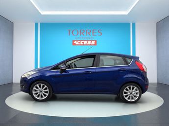  Voir détails -Ford Fiesta 1.5 tdci titanium 2me main à Tours (37)