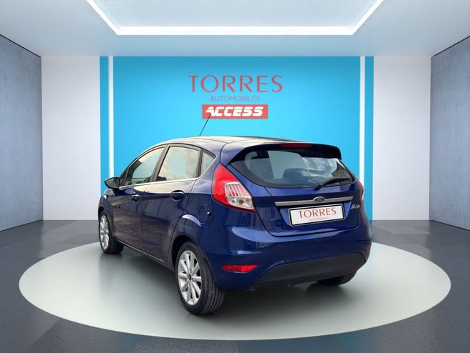 Ford Fiesta 1.5 tdci titanium 2me main Bleue de 2015