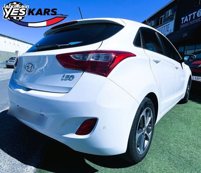 Hyundai I30 II 1.6 CRDi 110ch Blue Drive EA Sports 5 Blanc de 2015