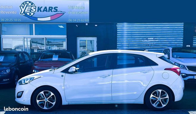 Hyundai I30 II 1.6 CRDi 110ch Blue Drive EA Sports 5 Blanc de 2015