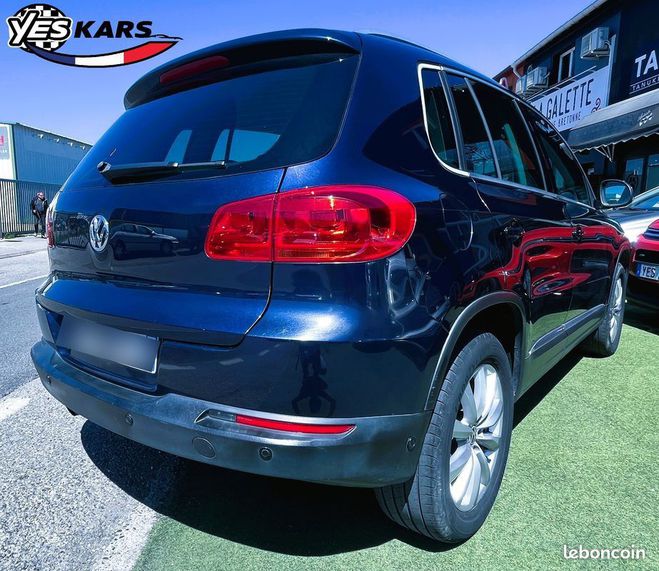 Volkswagen Tiguan VOLKSAGEN 2.0 TDI 140ch FAP Carat 4Motio Bleu de 2012