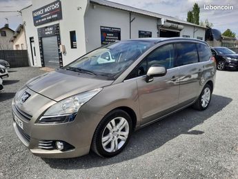  Voir détails -Peugeot 5008 7 PLACES Premium KIT DISTRIBUTION NEUF E à Michery (89)