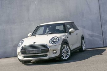  Voir détails -Mini Cooper 1.5A - LED - LEDER - SPORTSEATS - PDC -  à Zwevegem (85)