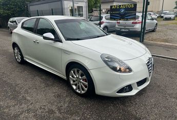  Voir détails -Alfa romeo Giulietta BVA 1,4 TB boite automatique à Wittenheim (68)