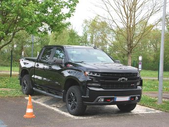  Voir détails -Chevrolet Silverado 5.3 TRAIL BOSS à Fameck (57)