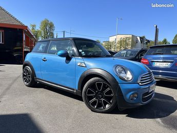  Voir détails -Mini One COOPER D 112CH BAYSWATER à Morsang-sur-Orge (91)