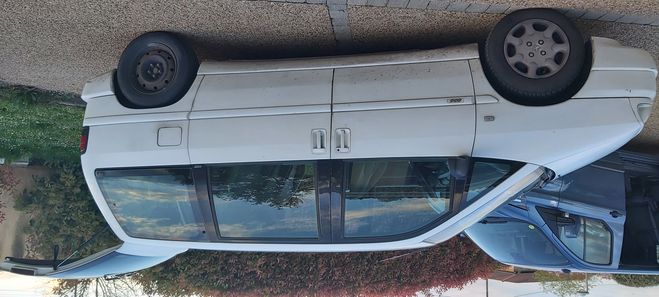 Peugeot 806 HDI 2 LITRES DIESEL 7 PLACES  de 2000