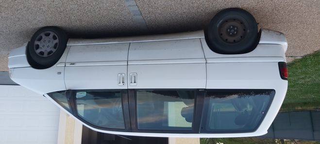 Peugeot 806 HDI 2 LITRES DIESEL 7 PLACES  de 2000