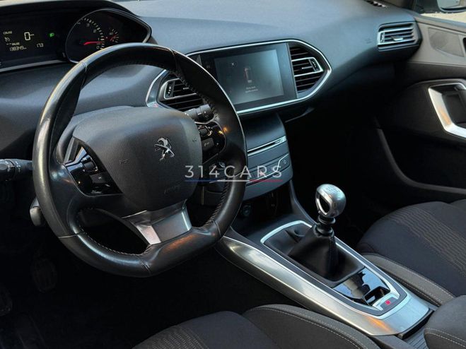 Peugeot 308 1.2i PureTech 130 Sensation BLANC de 2014