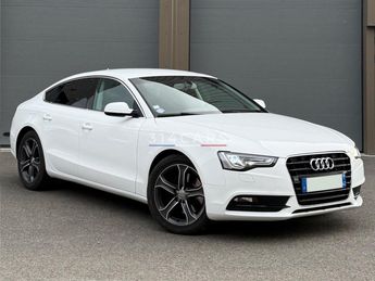  Voir détails -Audi A5 Sportback 1.8 TFSI 177 BVA 8 Ambiente PH à Roanne (42)