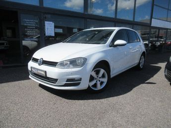  Voir détails -Volkswagen Golf 1.6 TDI 105 BlueMotion Technology à Aubire (63)