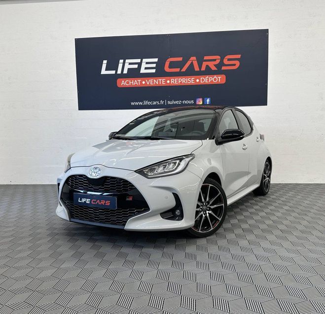 Toyota Yaris 130ch GR Sport Pack Techno & Pano 2024 1 GRIS CLAIR de 2024