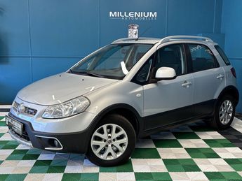  Voir détails -Fiat Sedici 2.0 135CH 4X4 à Royan (17)