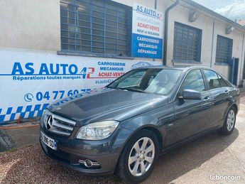  Voir détails -Mercedes Classe C 200 2.2 136ch cdi be classic garantie 3  à  Le Coteau (42)