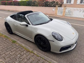  Voir détails -Porsche 911 targa gts à  La Baule-Escoublac (44)
