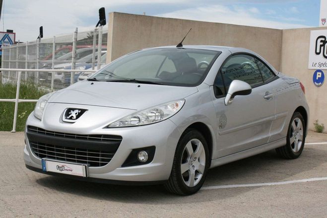 Peugeot 207 CC 1.6 HDI112 FAP SERIE 64 Gris de 2012