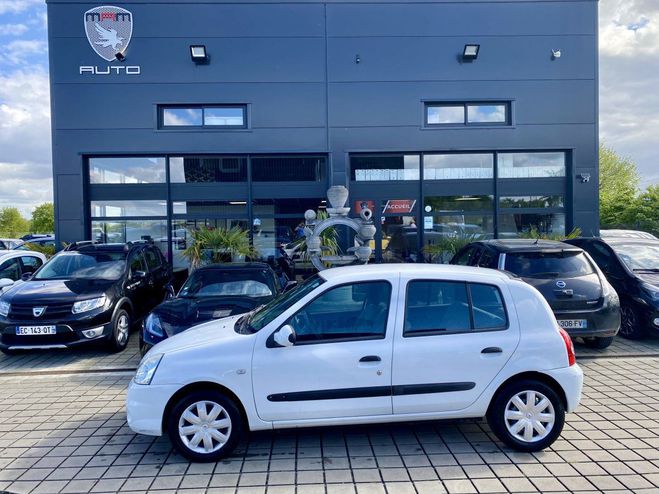 Renault Clio 1.2i - 8V Blanc Métallisé de 2009