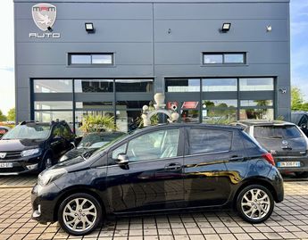  Voir détails -Toyota Yaris 1.3i - 100 VVT-I LOUNGE CVT 16V à Nouvoitou (35)