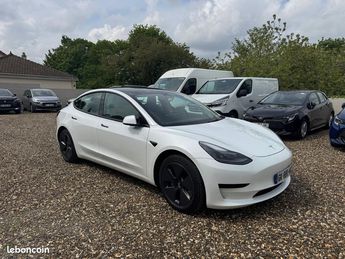  Voir détails -Tesla Model 3 Standard RWD Plus MY22 à  Les Pavillons-sous-Bois (93)
