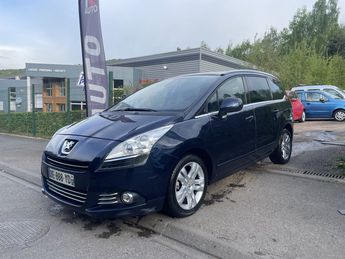  Voir détails -Peugeot 5008 1.6 HDI 112CV à Darntal (76)