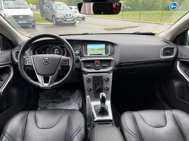 Volvo V40 D2 2.0d 120ch Inscription BVM6 S&S 2me  Gris de 2016