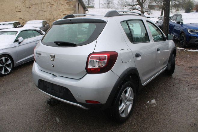 Dacia Sandero II 1L5 DCI 90 CV STEPWAY CLIMAT LASER US Gris Platine de 2013