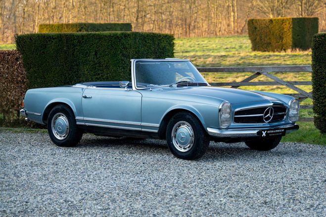 Mercedes 280 SL Pagoda Manual Bleu de 1969