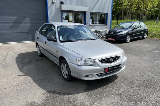 Hyundai Accent 1.5 CDRi BERLINE Confort GARANTIE 12 MOI GRIS CLAIR de 2002