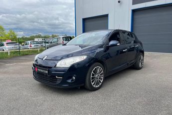  Voir détails -Renault Megane 1.9 dCi - 130CH III BERLINE Dynamique GA à Crottet (01)