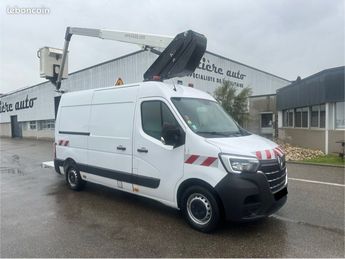  Voir détails -Renault Master nacelle Klubb 3 places 12m à   La Boisse (01)