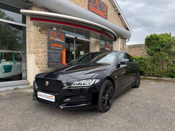  Voir détails -Jaguar XE 2.0 D - 180 - BVA - AWD BERLINE R-Sport  à Mcon (71)