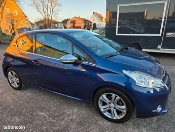  Voir détails -Peugeot 208 1.6l 120ch Allure à Duppigheim (67)