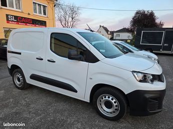  Voir détails -Peugeot Partner 1.5l BlueHDi 100ch Premium à Duppigheim (67)