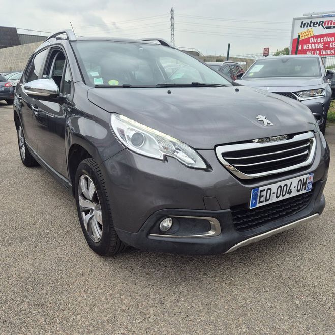 Peugeot 2008 (2) 1.6 BLUEHDI 75 STYLE SUV Gris foncé de 2016