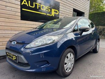  Voir détails -Ford Fiesta v 1400 tdci ambinte à Pierrelaye (95)