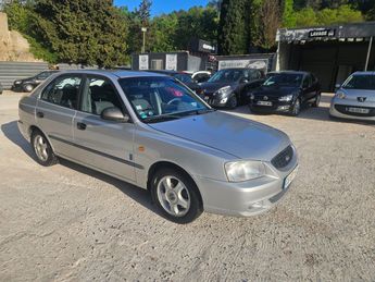  Voir détails -Hyundai Accent GL 5P à  Les Pennes-Mirabeau (13)