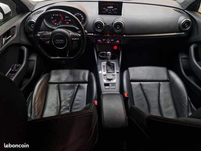 Audi A3 TDI 150 S-LINE S-TRONIC BERLINE Blanc de 2015