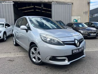  Voir détails -Renault Scenic III (3) 1.5 dCi 95 Authentiqu à Saint-Martin-d'Hres (38)