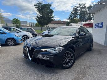  Voir détails -Alfa romeo Giulia 2.2 JTD 160ch Super AT8 à Saint-Martin-d'Hres (38)