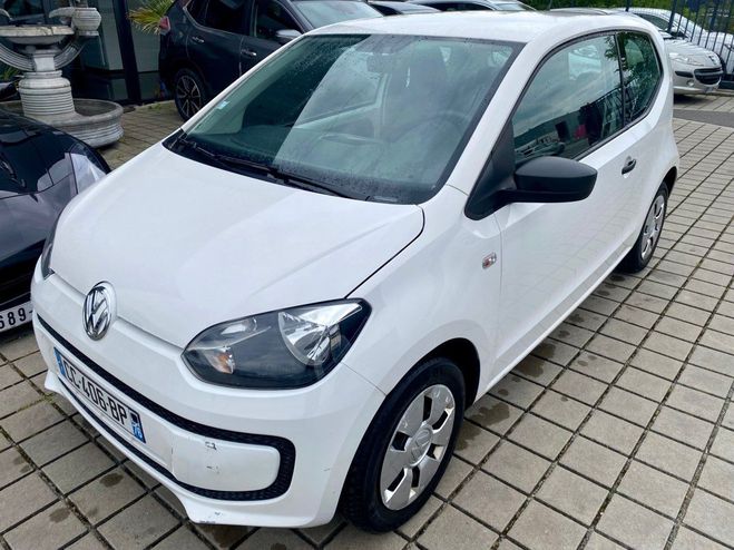 Volkswagen Up UP! ! 1.0 60 CH Take Blanc Mtallis de 2012