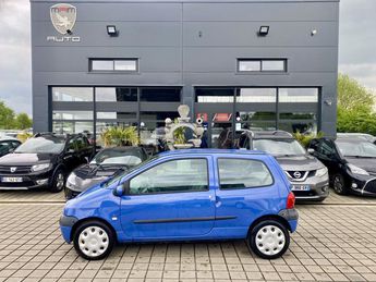  Voir détails -Renault Twingo 1.2i - 16V à Nouvoitou (35)