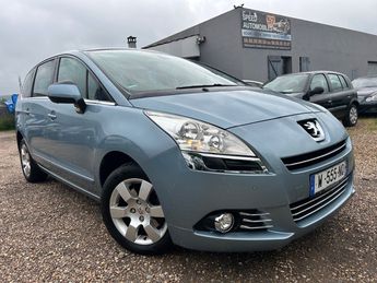  Voir détails -Peugeot 5008 2.0 HDI 150 PREMIUM à Uckange (57)