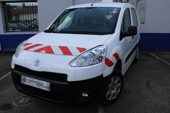  Voir détails -Peugeot Partner TREK Pack Clim 1ere Main à Villeurbanne (69)